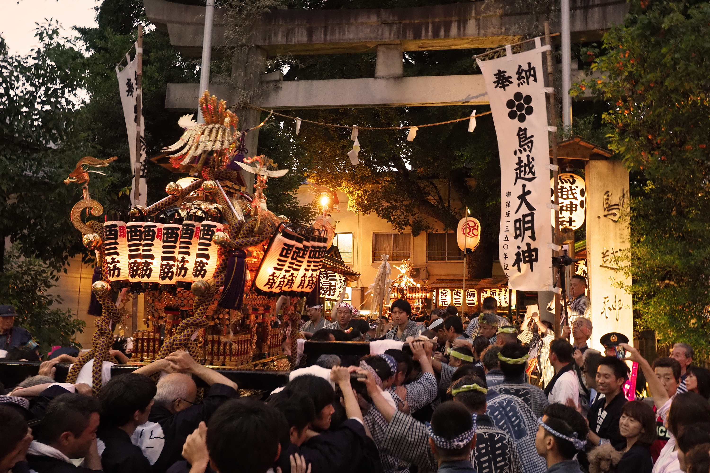 鳥越祭
